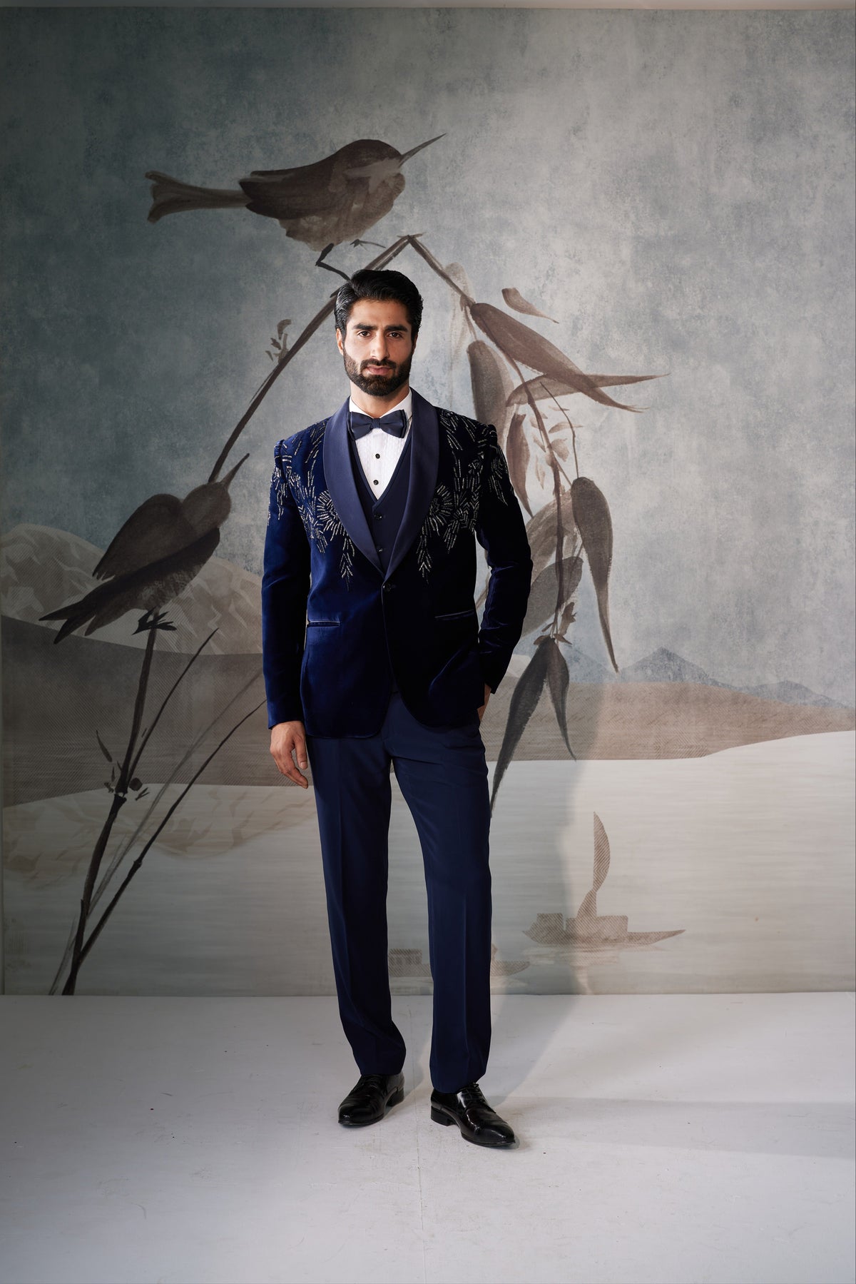 Men's Navy Blue Premium Tuxedo