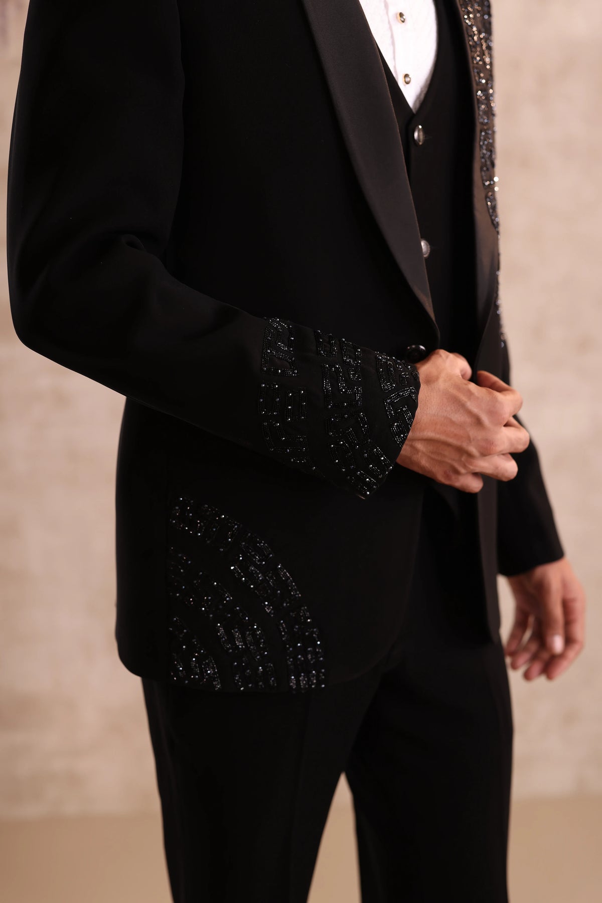 Black Embroidered Shawl Lapel Tuxedo for Men