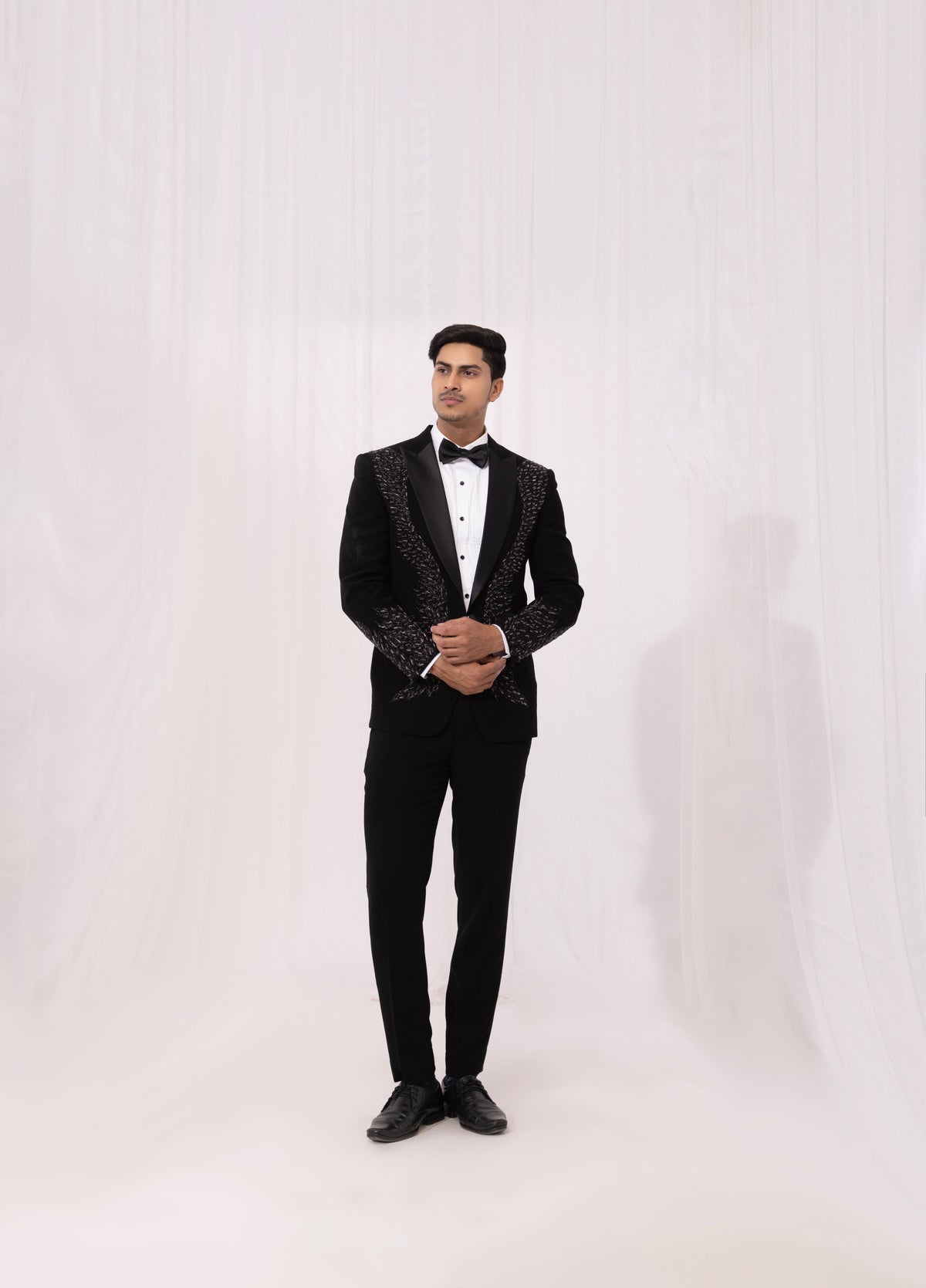 THE BLACK TUXEDO