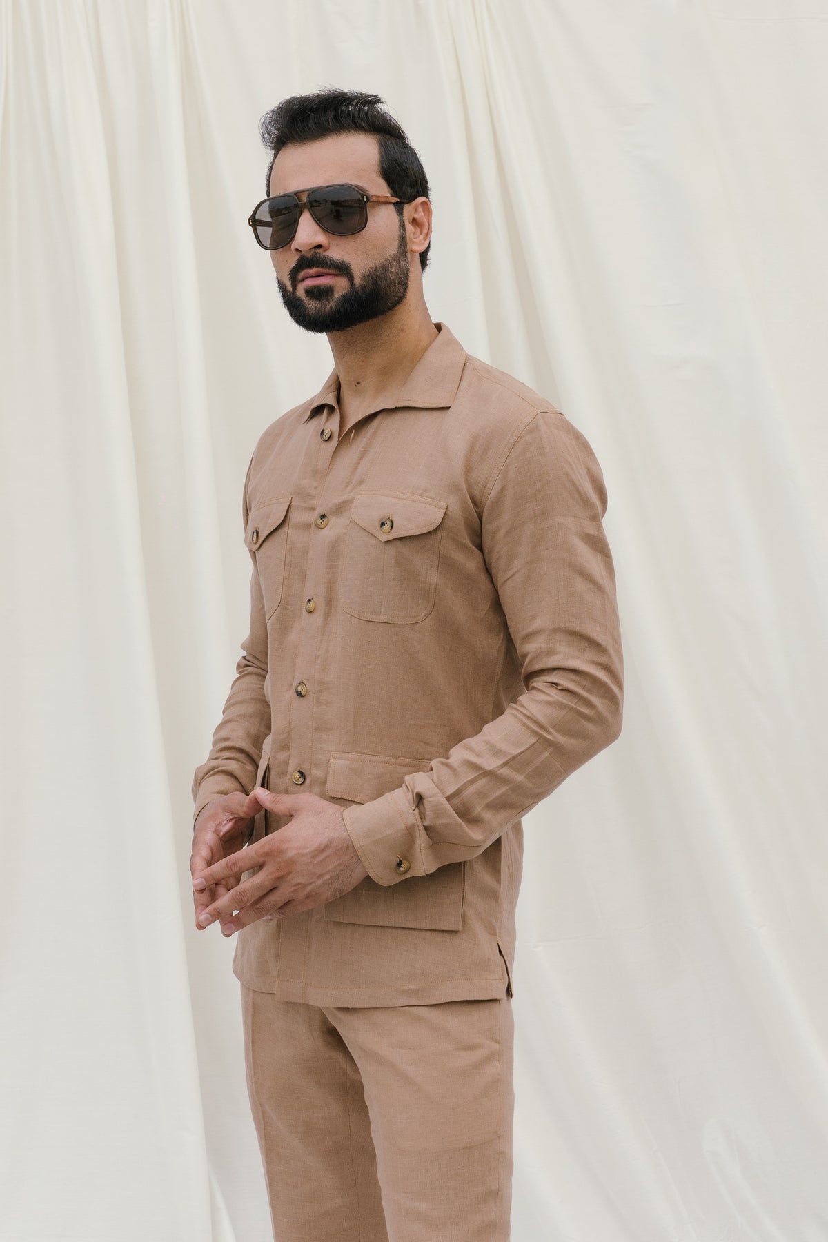 Men's 4-Pocket Safari Shirt with Classic Shirt Collar