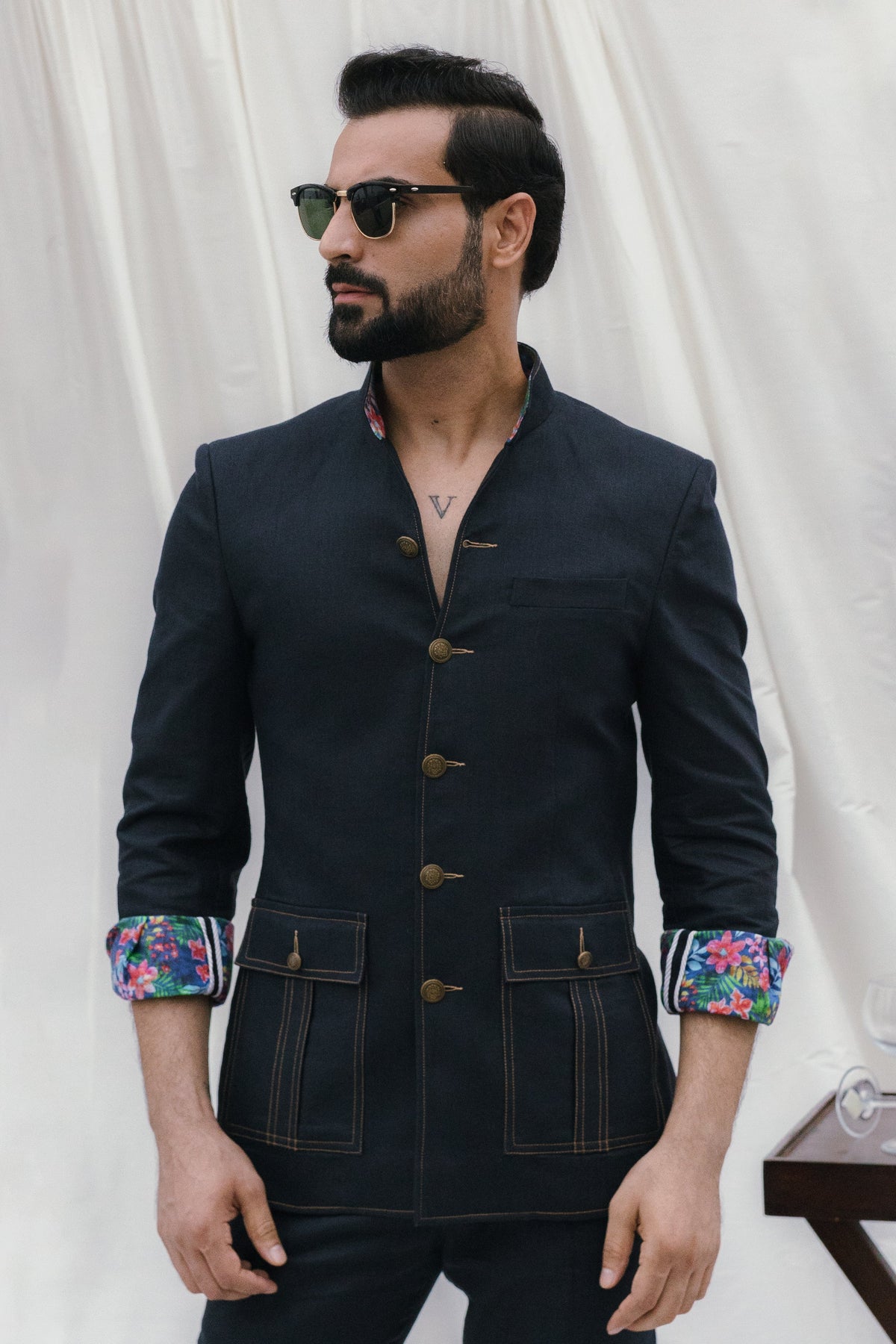 Tailored navy blue linen jacket
