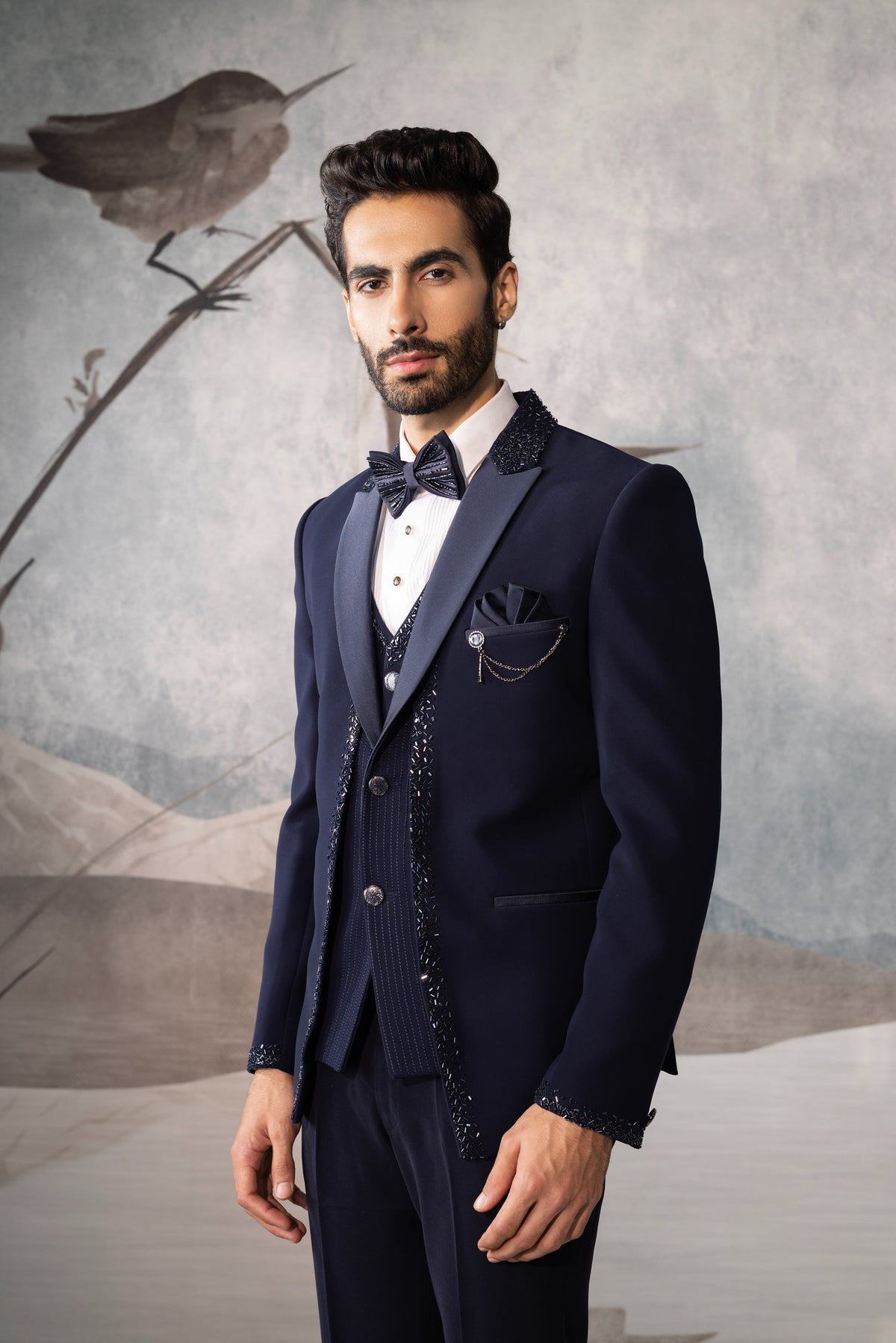 BLUE TUXEDO WITH THREAD DESIGN
