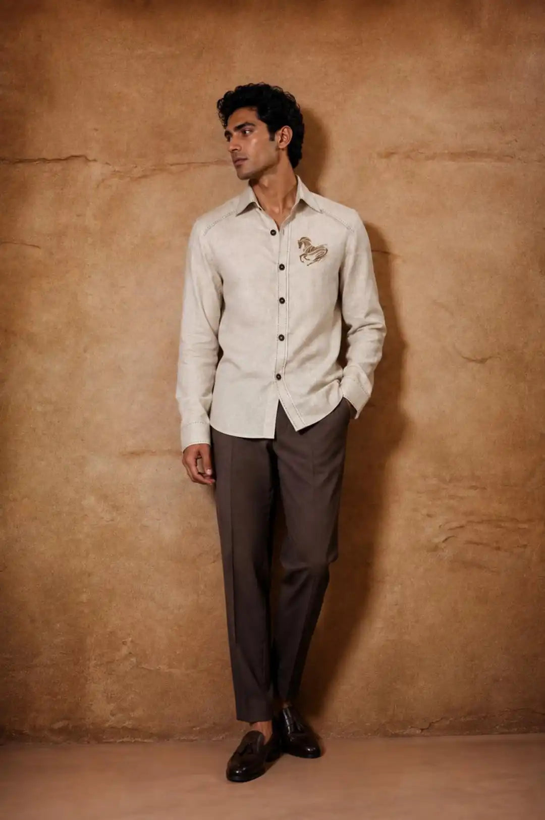 Linen  shirt with printed horse figure with running stitch thread detailing